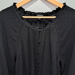 Torrid Black Long Sleeve Crochet Boho Indie Goth Whimsigoth Dark Fairy Top 2X